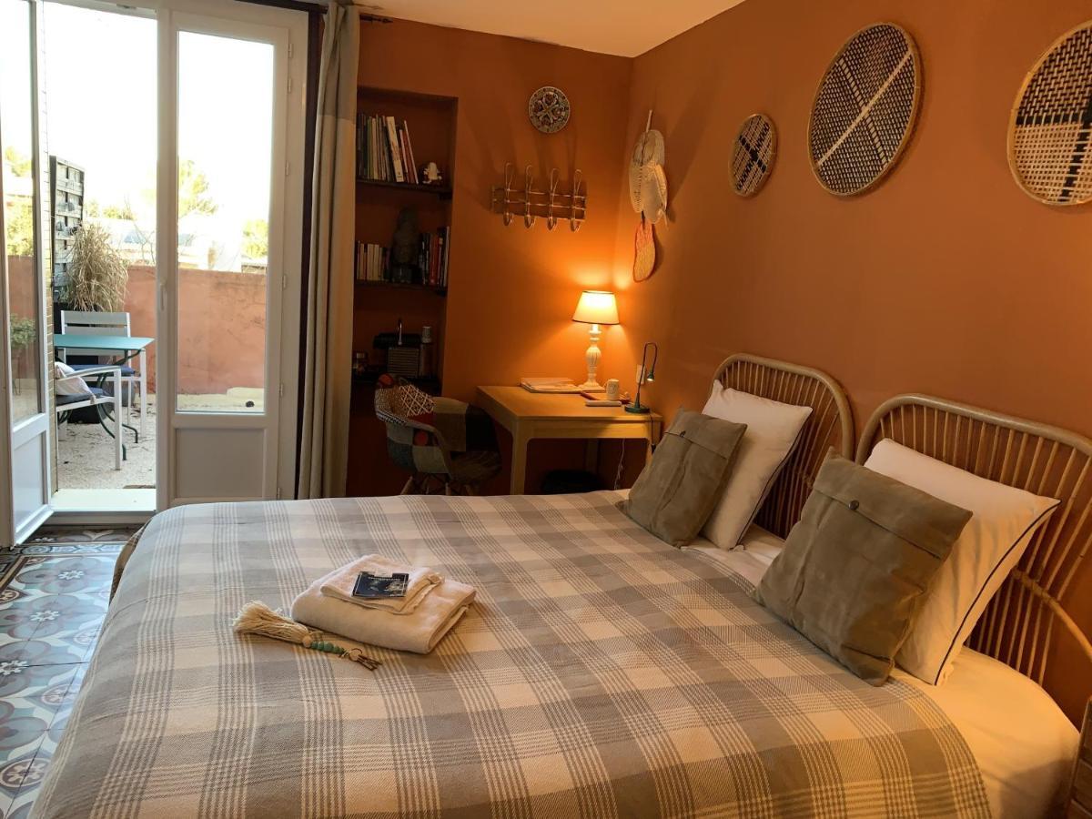 Chambre D'Hotes Lo Componairo Pouzols Exterior photo